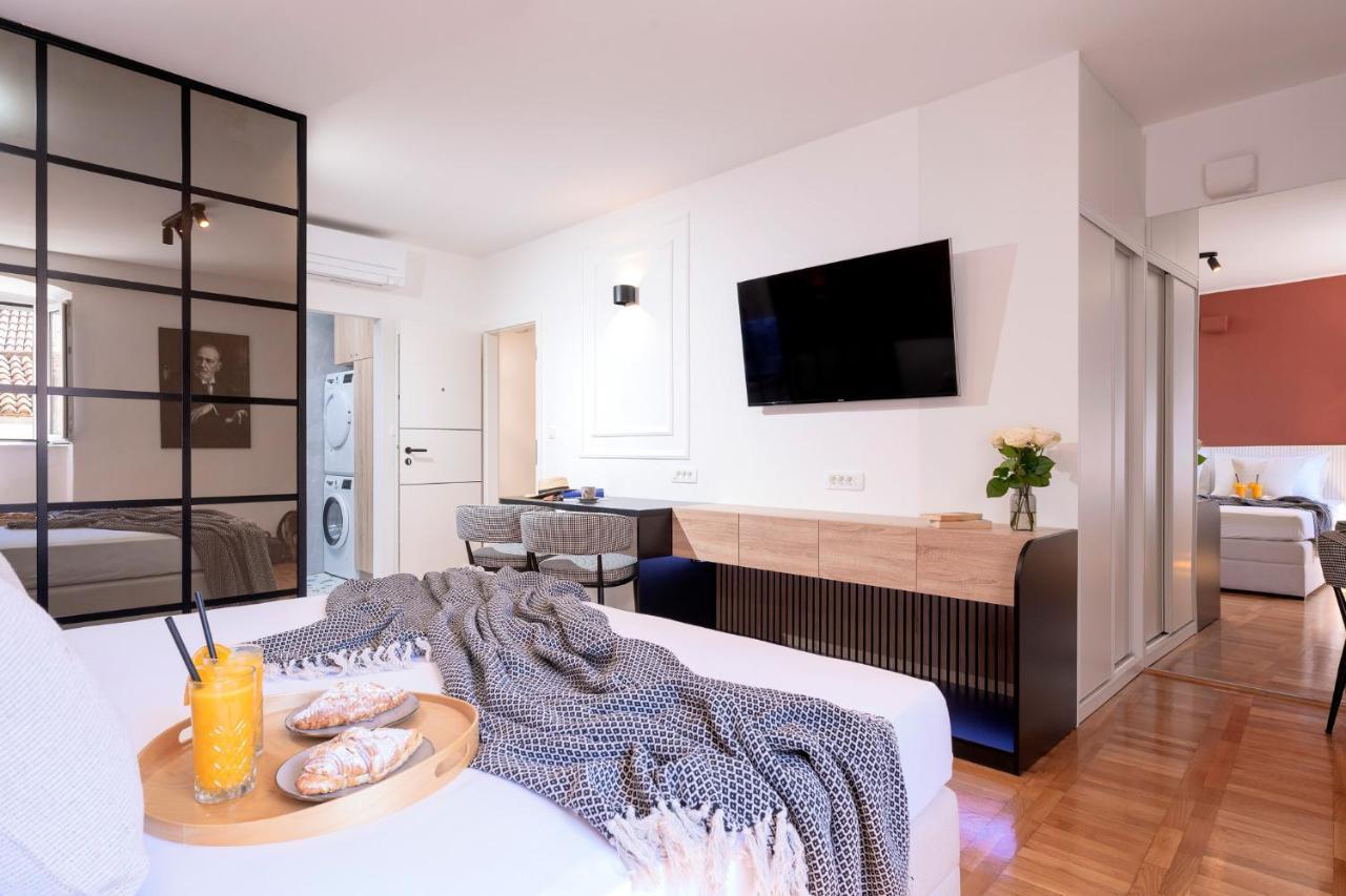 Fingerprint With A Story Apartment